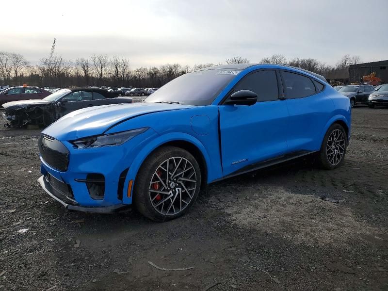 2023 Ford Mustang Mach-e gt