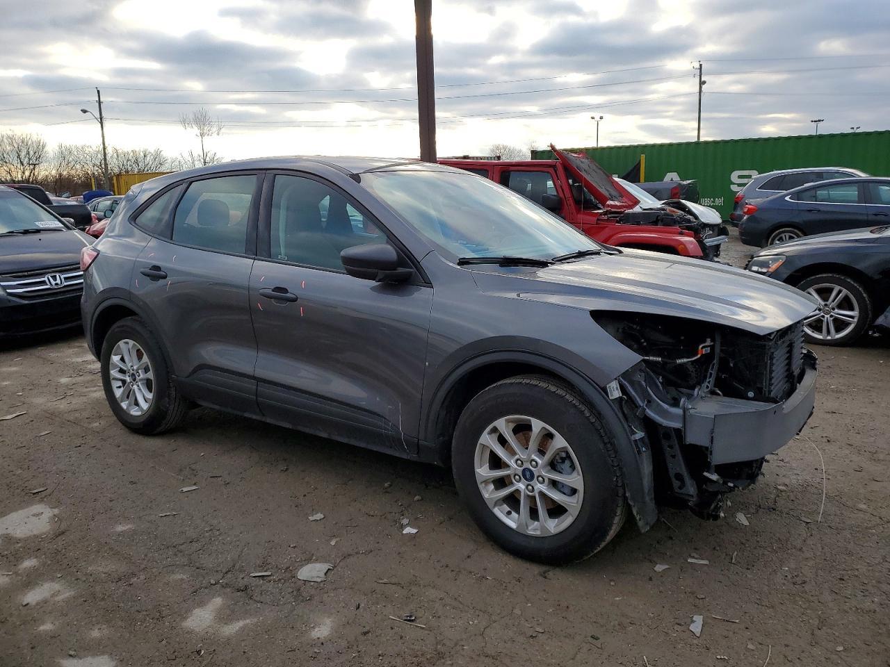 2021 Ford Escape s