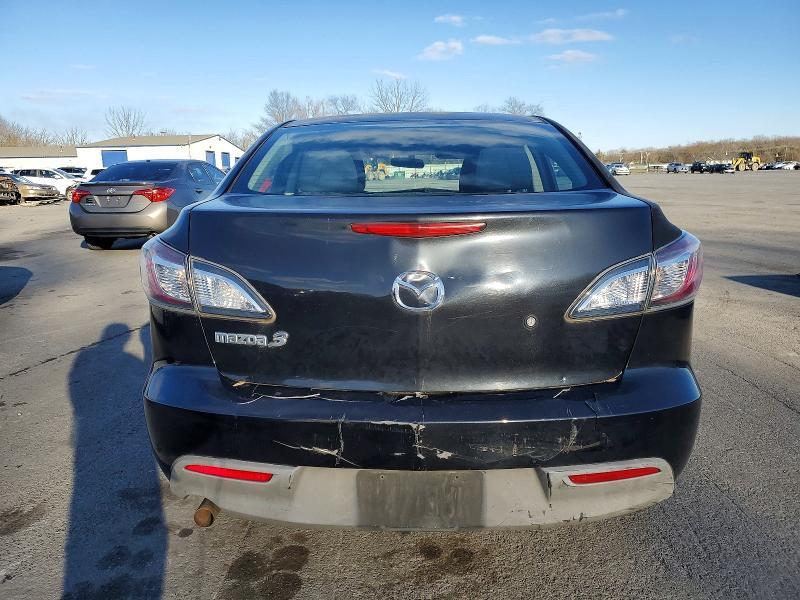 2010 Mazda 3 I