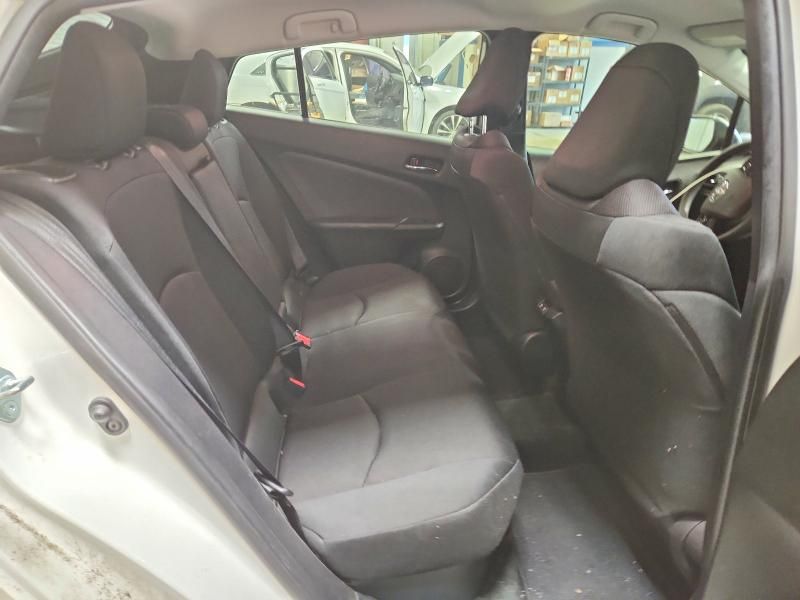 2020 Toyota Prius l eco