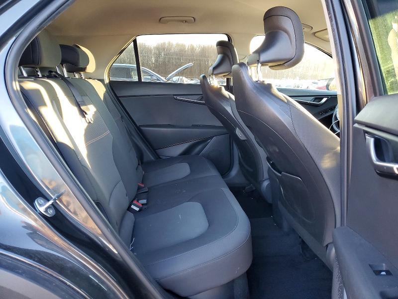 2025 KIA Niro lx
