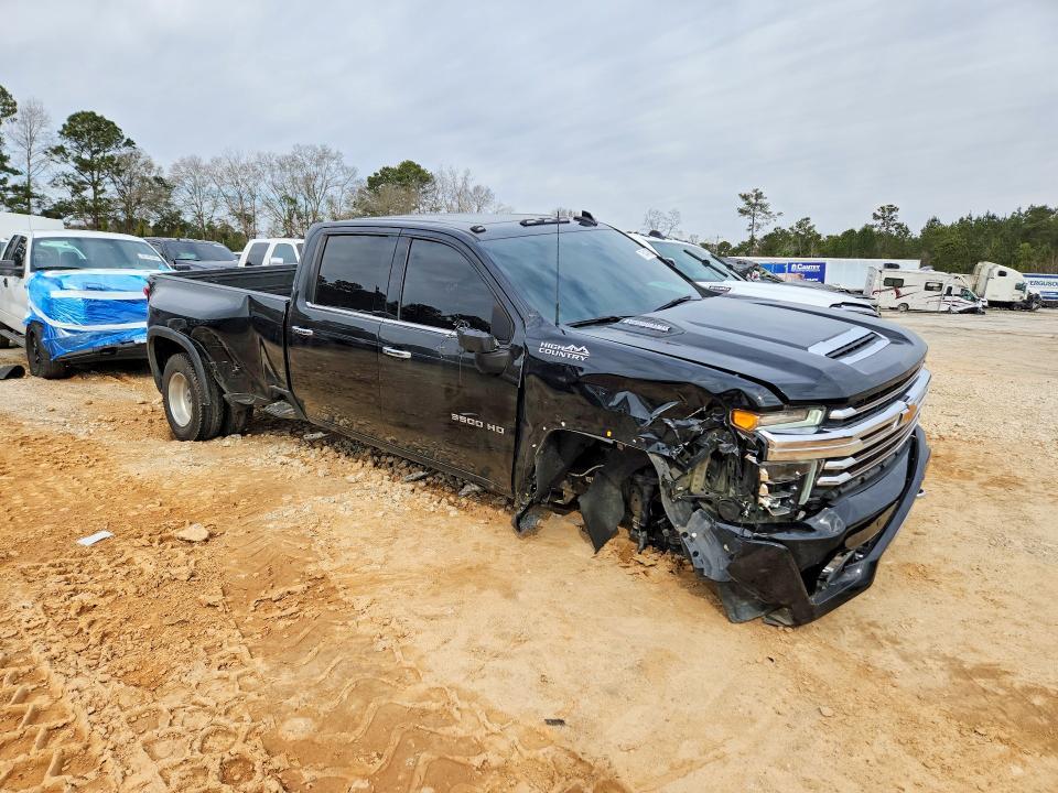 2023 Chevrolet Silverado K3500 High Country