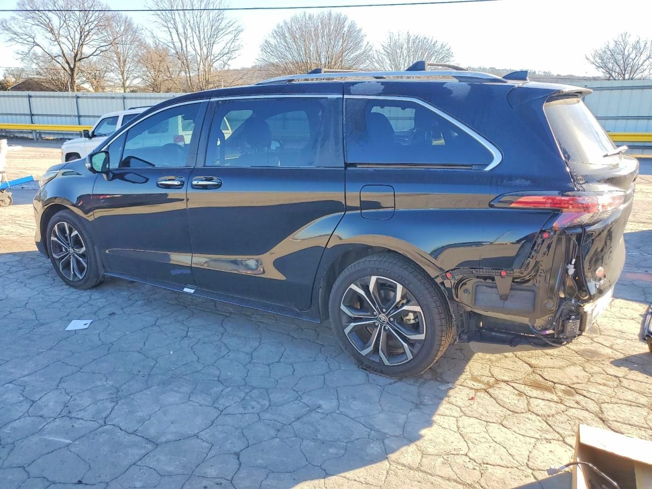 2025 Toyota Sienna Platinum 7-passenger