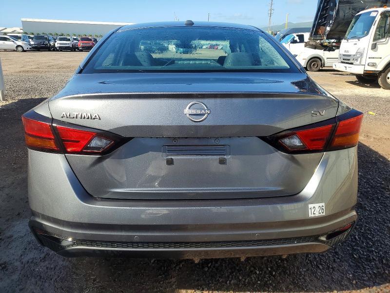 2024 Nissan Altima sv