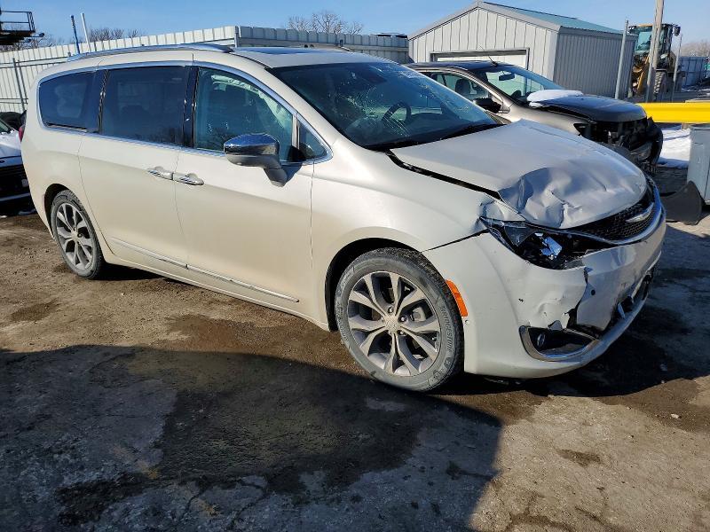 2019 Chrysler Pacifica Limited