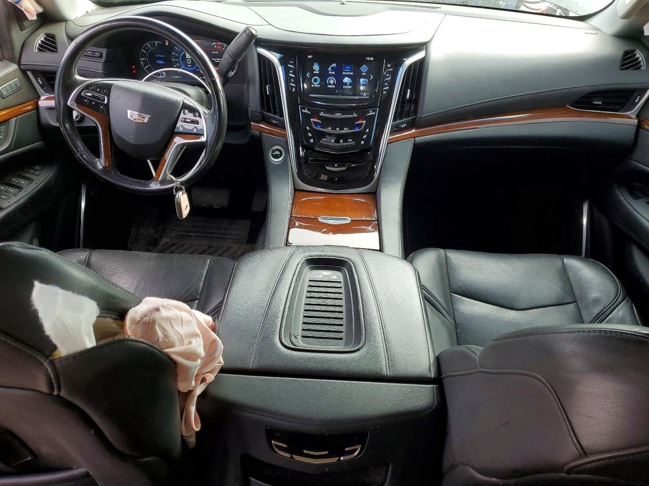 2019 Cadillac Escalade Luxury