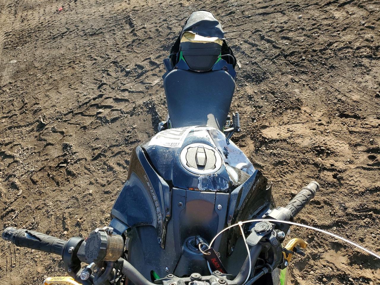 2024 Kawasaki ZR900 M