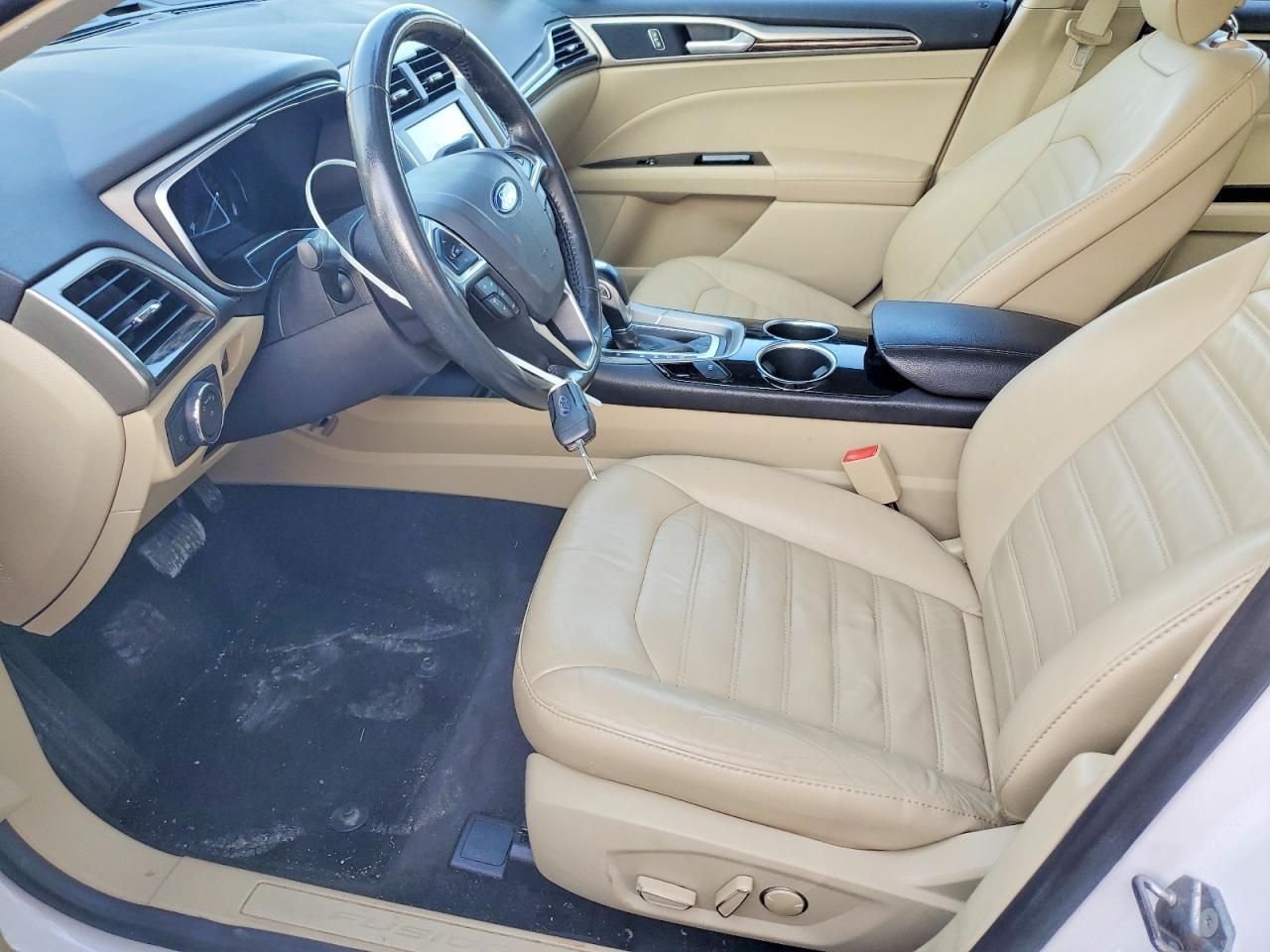 2013 Ford Fusion se