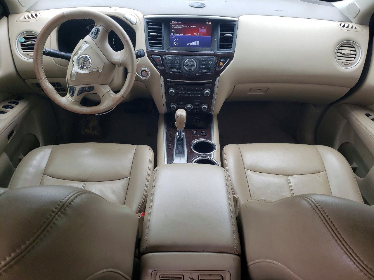 2015 Nissan Pathfinder s