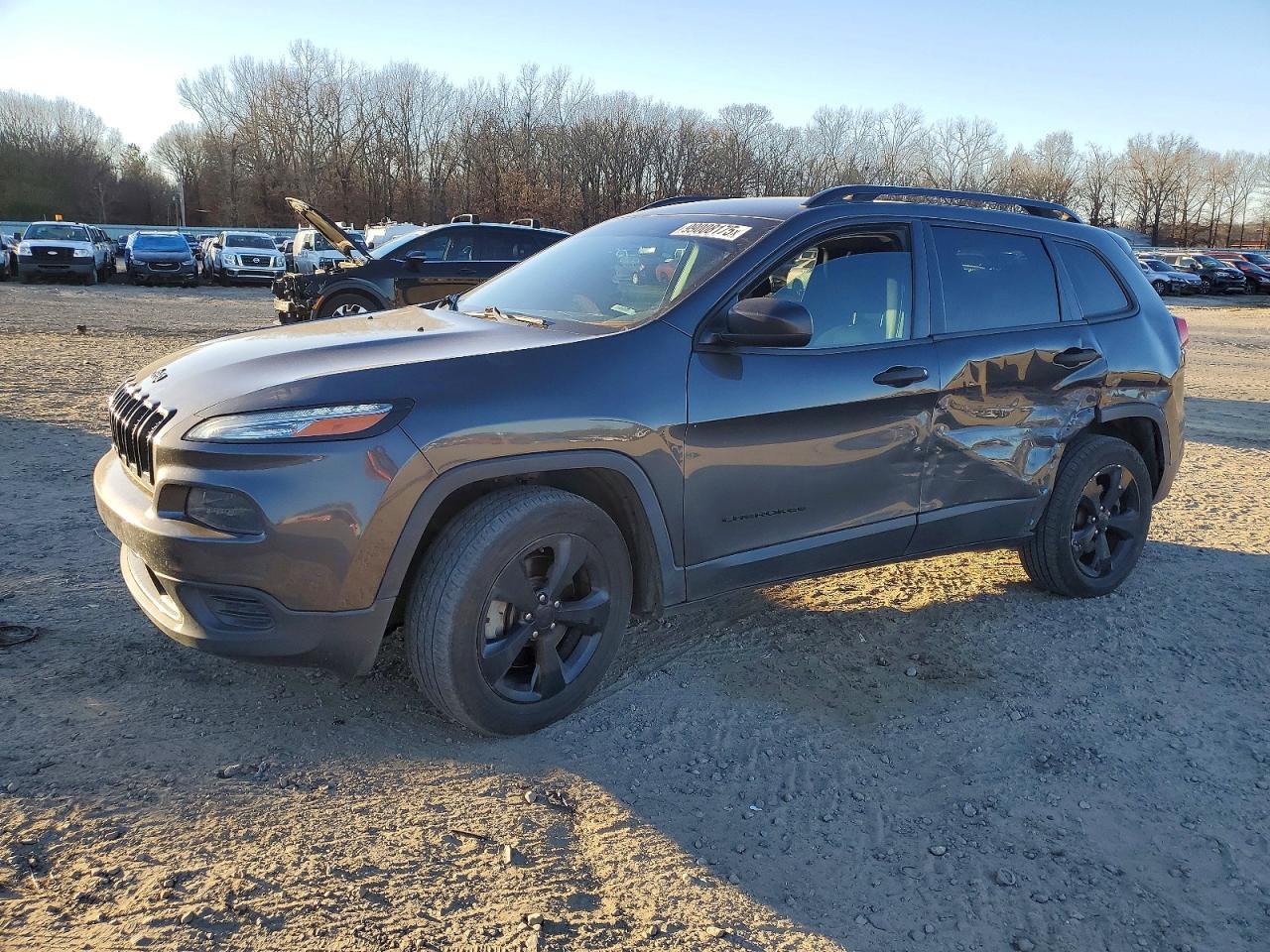 2016 Jeep Cherokee Sport