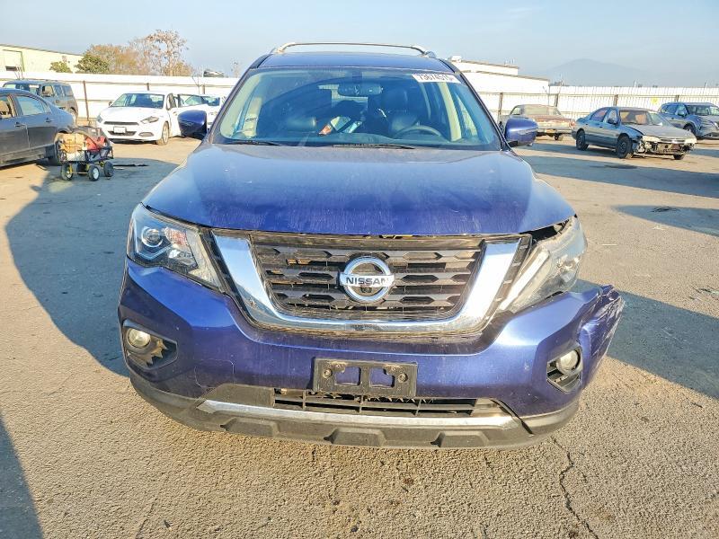 2020 Nissan Pathfinder Platinum