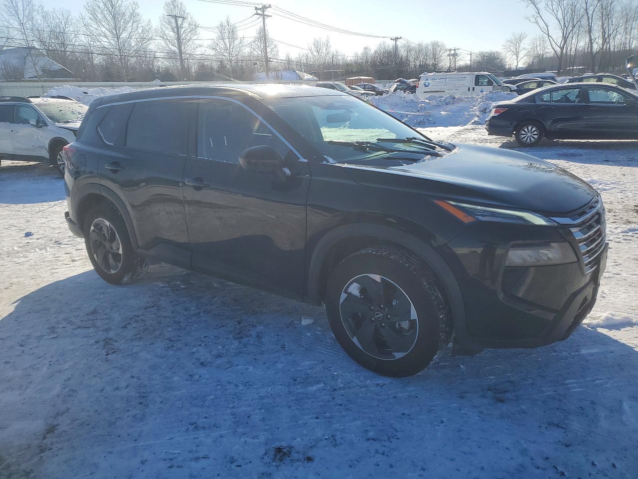2025 Nissan Rogue sv