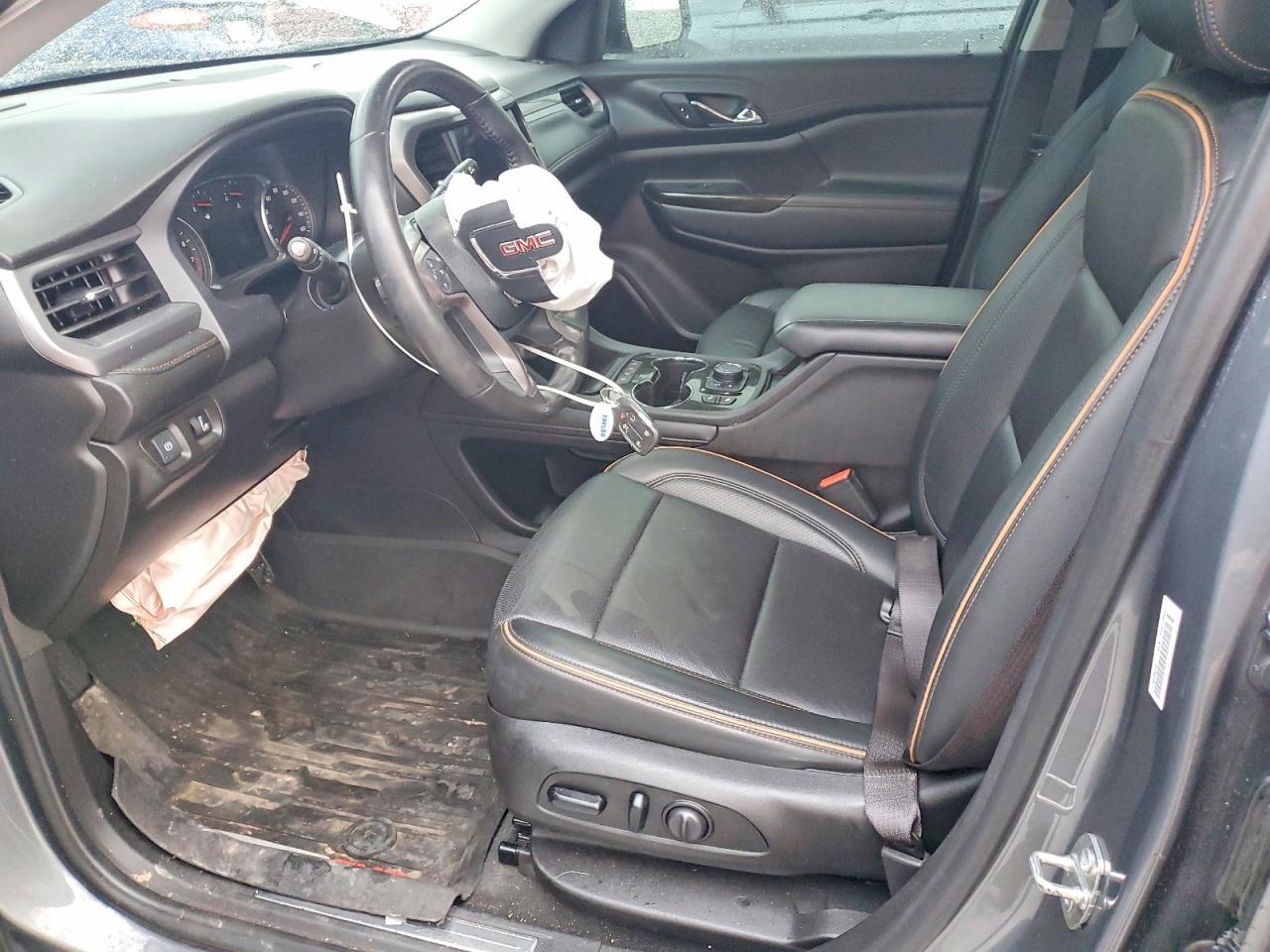2021 GMC Acadia AT4