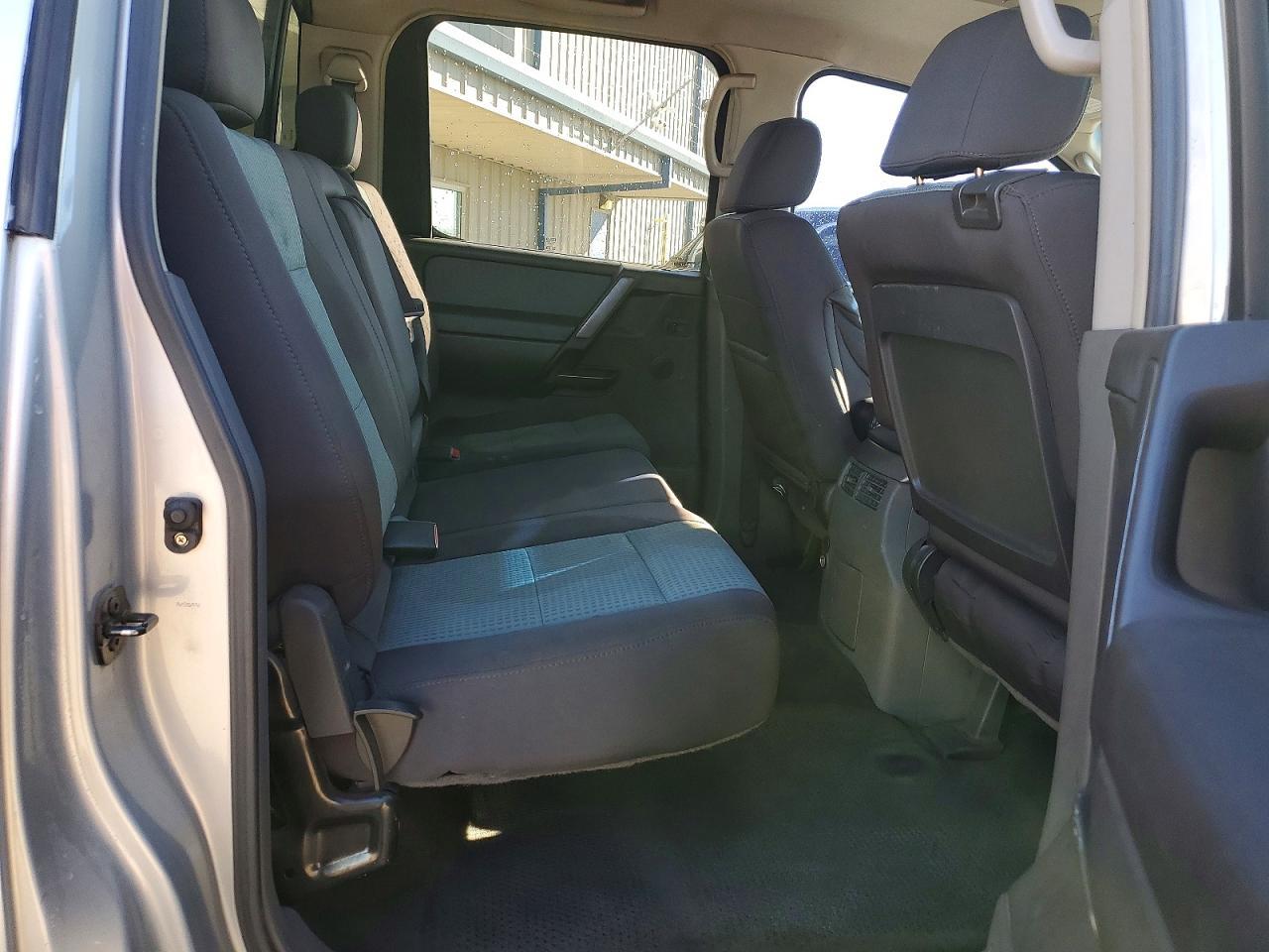2006 Nissan Titan XE FFV