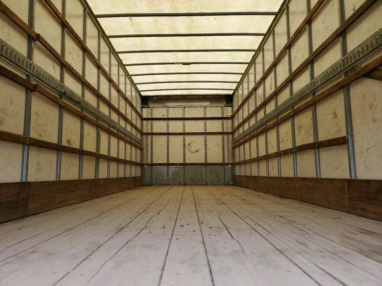 2017 International 4000 4300-BOX Truck