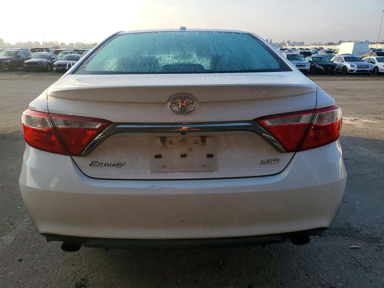 2015 Toyota Camry xse