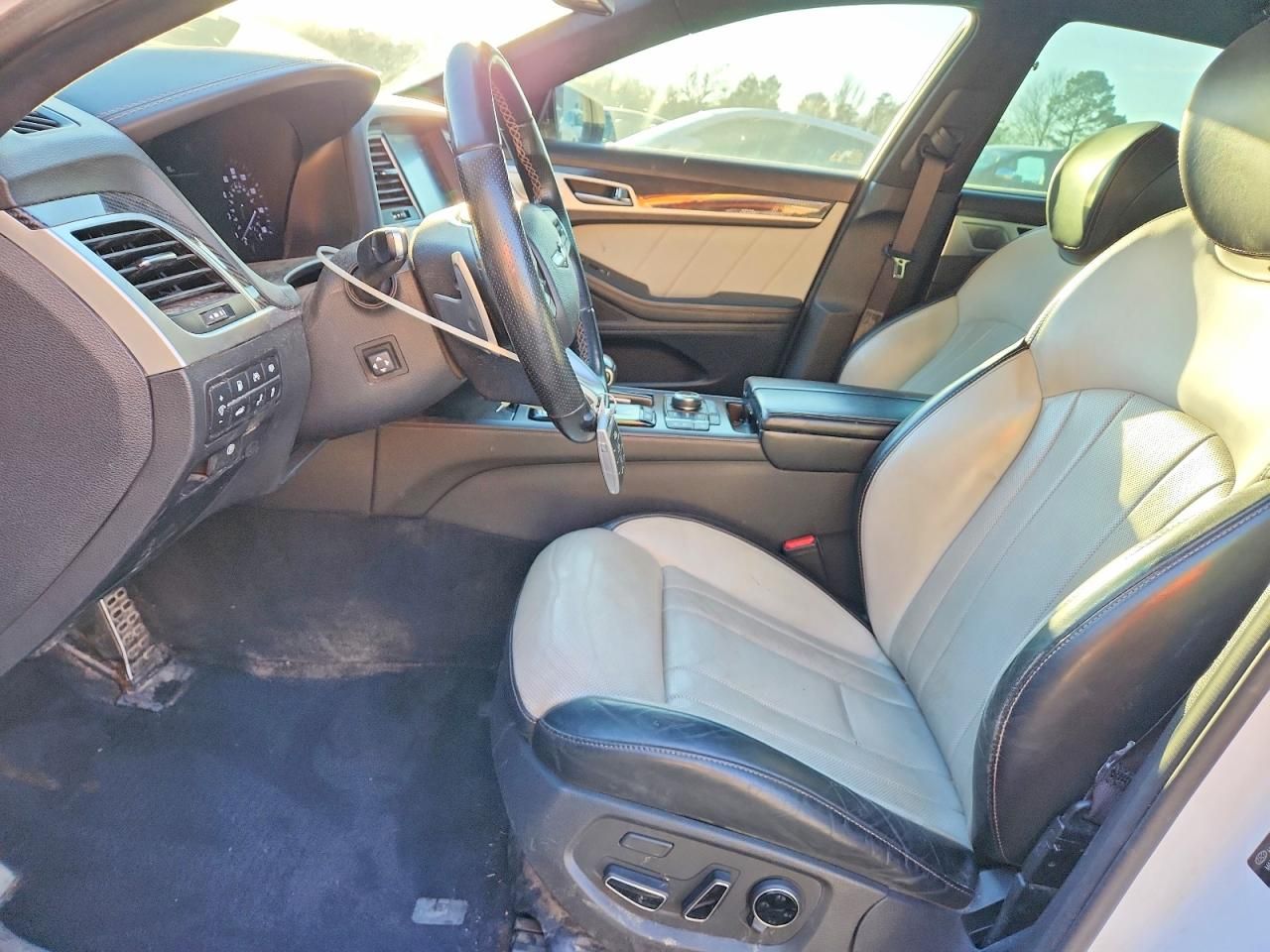 2019 Genesis G80 Base