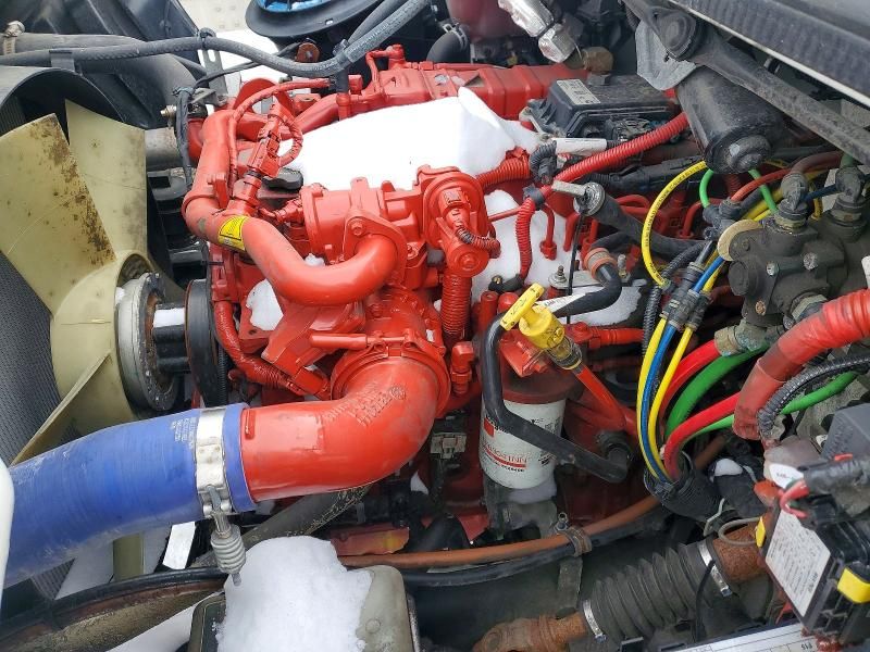 2023 Freightliner Business Class M2 BOX Truck