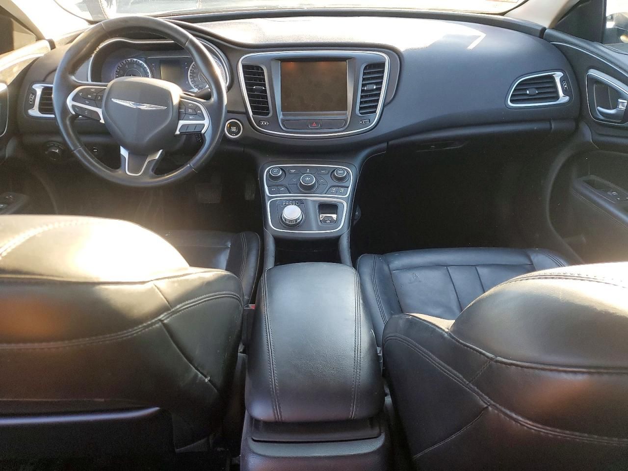 2017 Chrysler 200 Limited