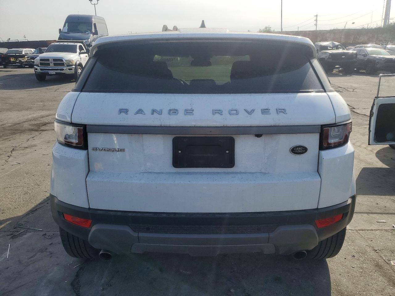 2018 Land Rover Range Rover Evoque se