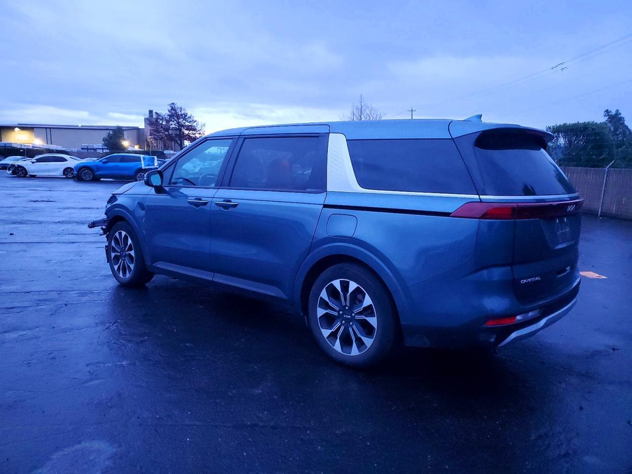 2024 KIA Carnival ex