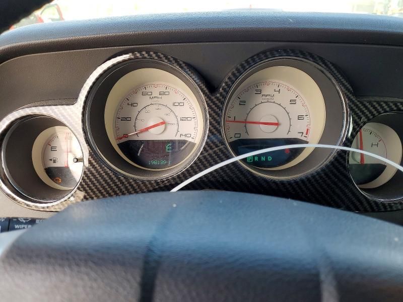 2012 Dodge Challenger sxt