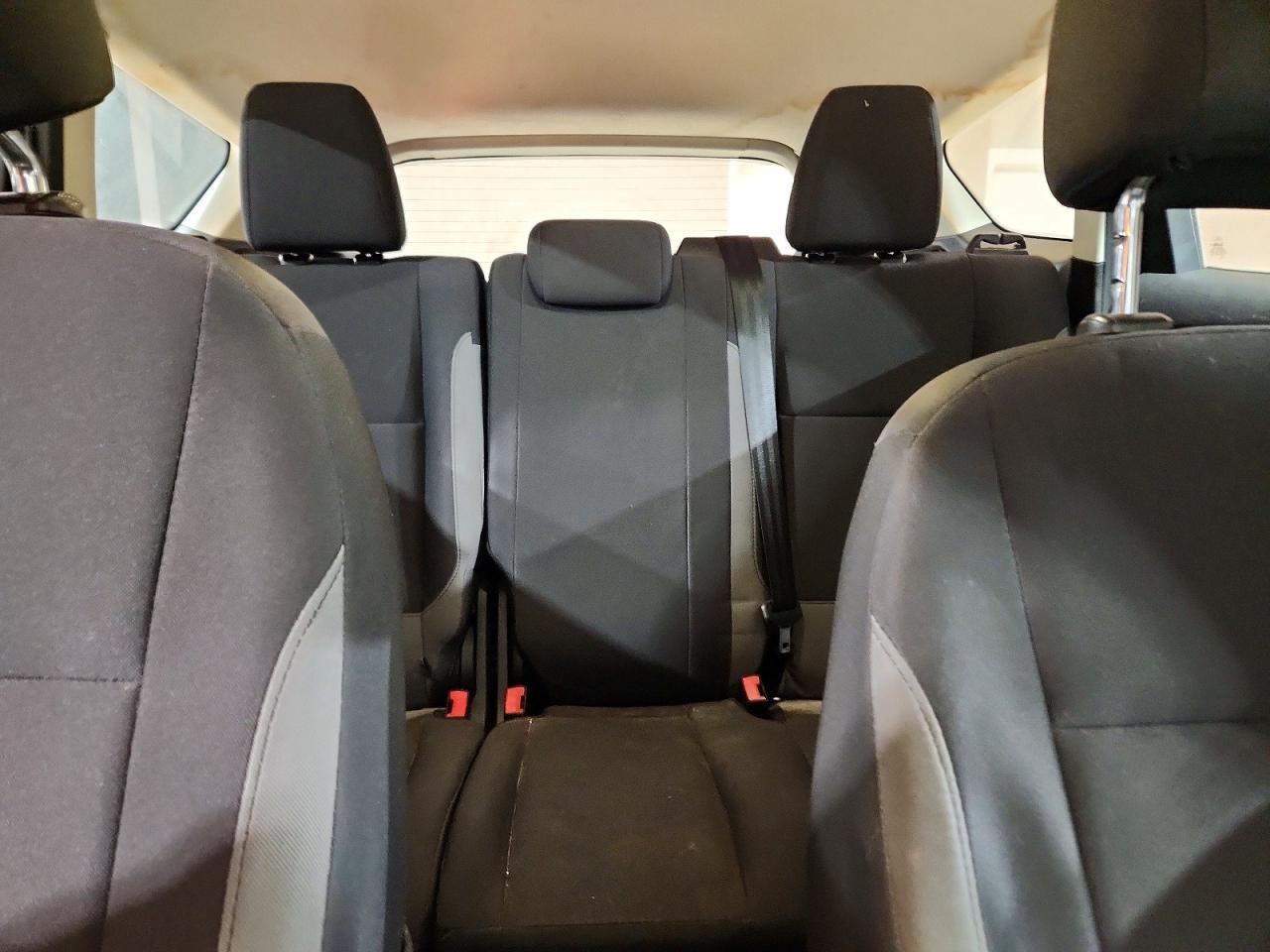 2016 Ford Escape s