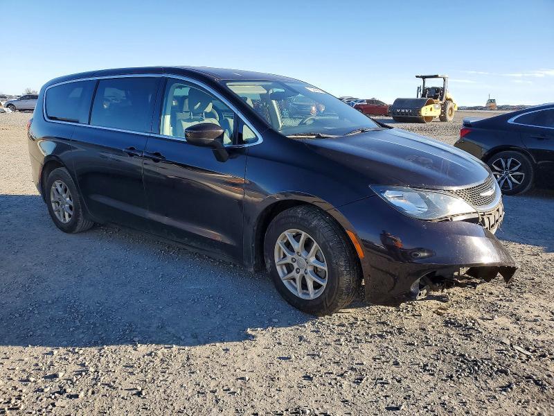 2017 Chrysler Pacifica lx