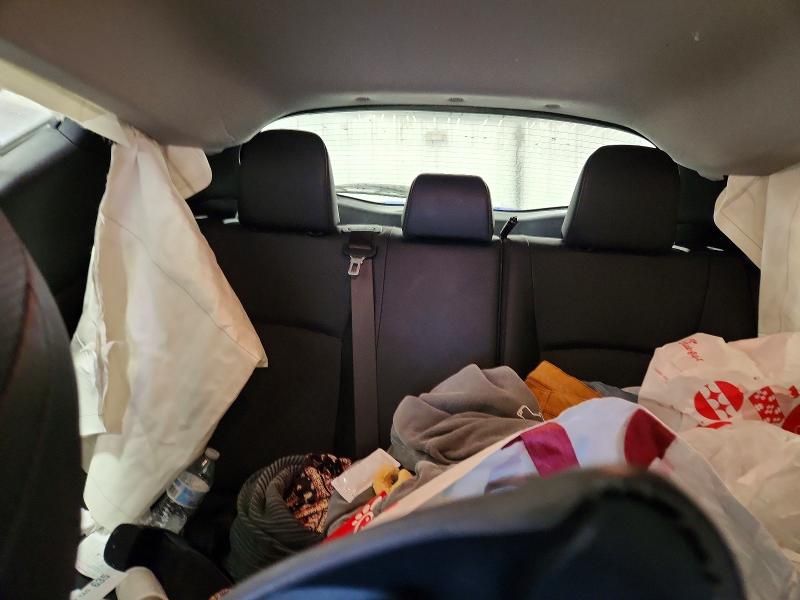 2021 Toyota C-hr xle