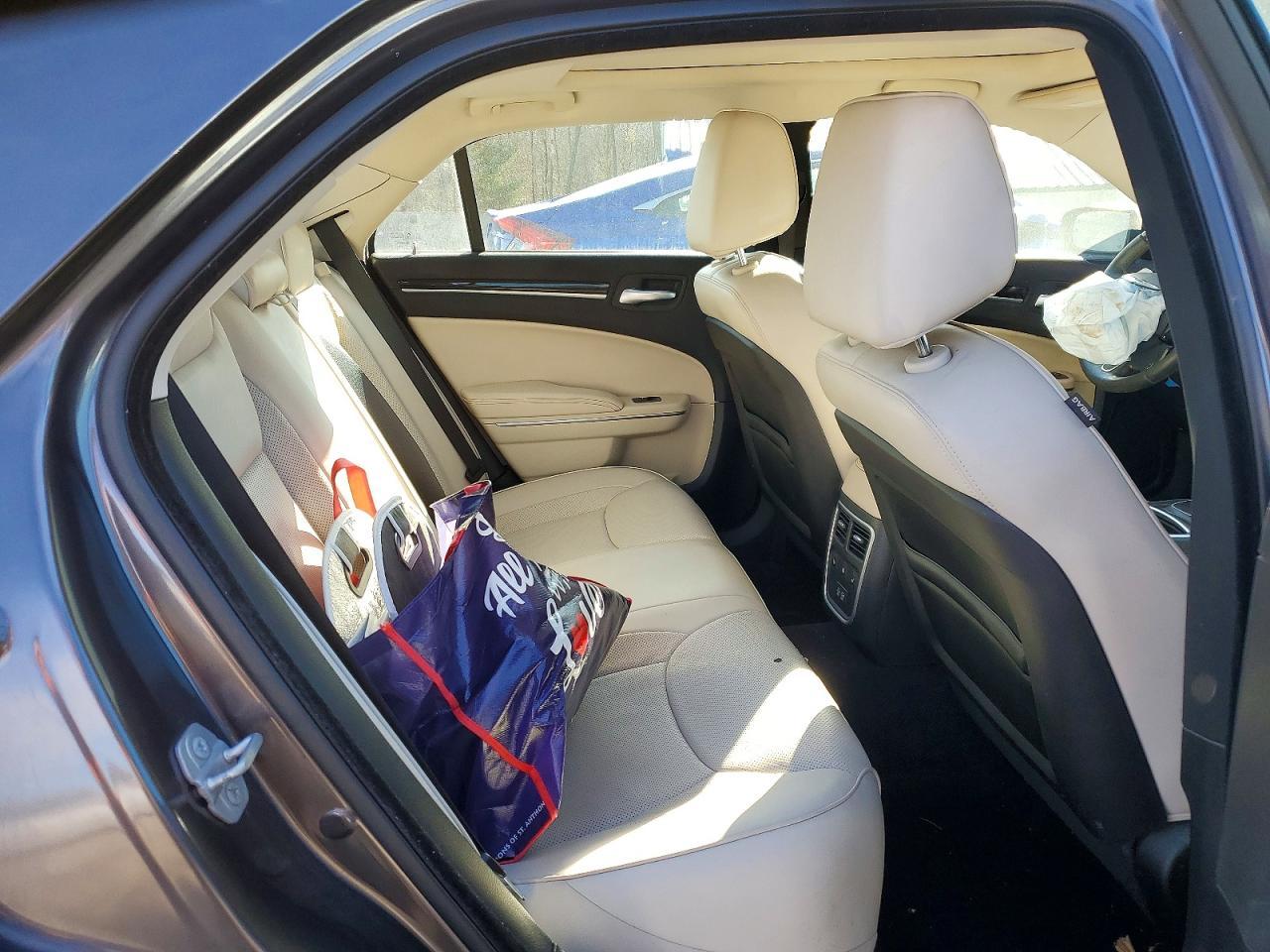 2015 Chrysler 300c