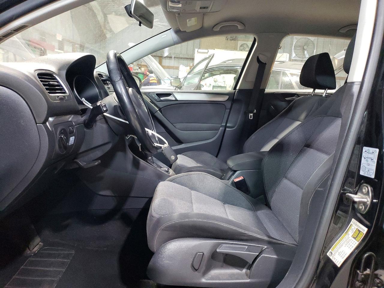 2014 Volkswagen Golf