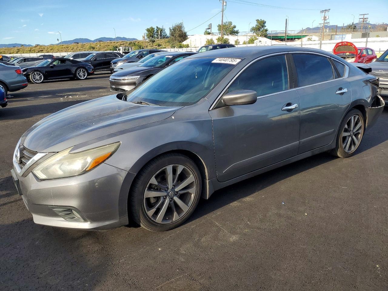 2016 Niss Altima 2.5 sr