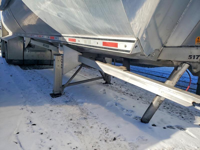 2018 Mack Trailer