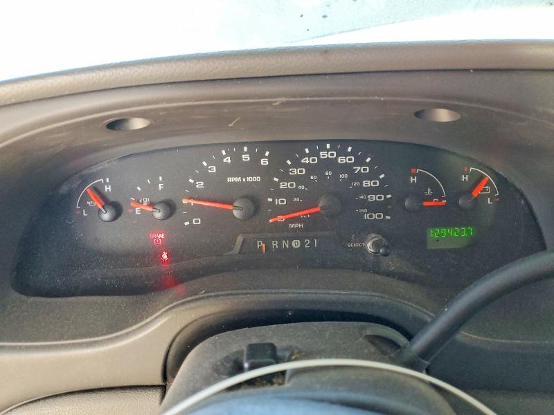 2004 Ford Econoline E150 van