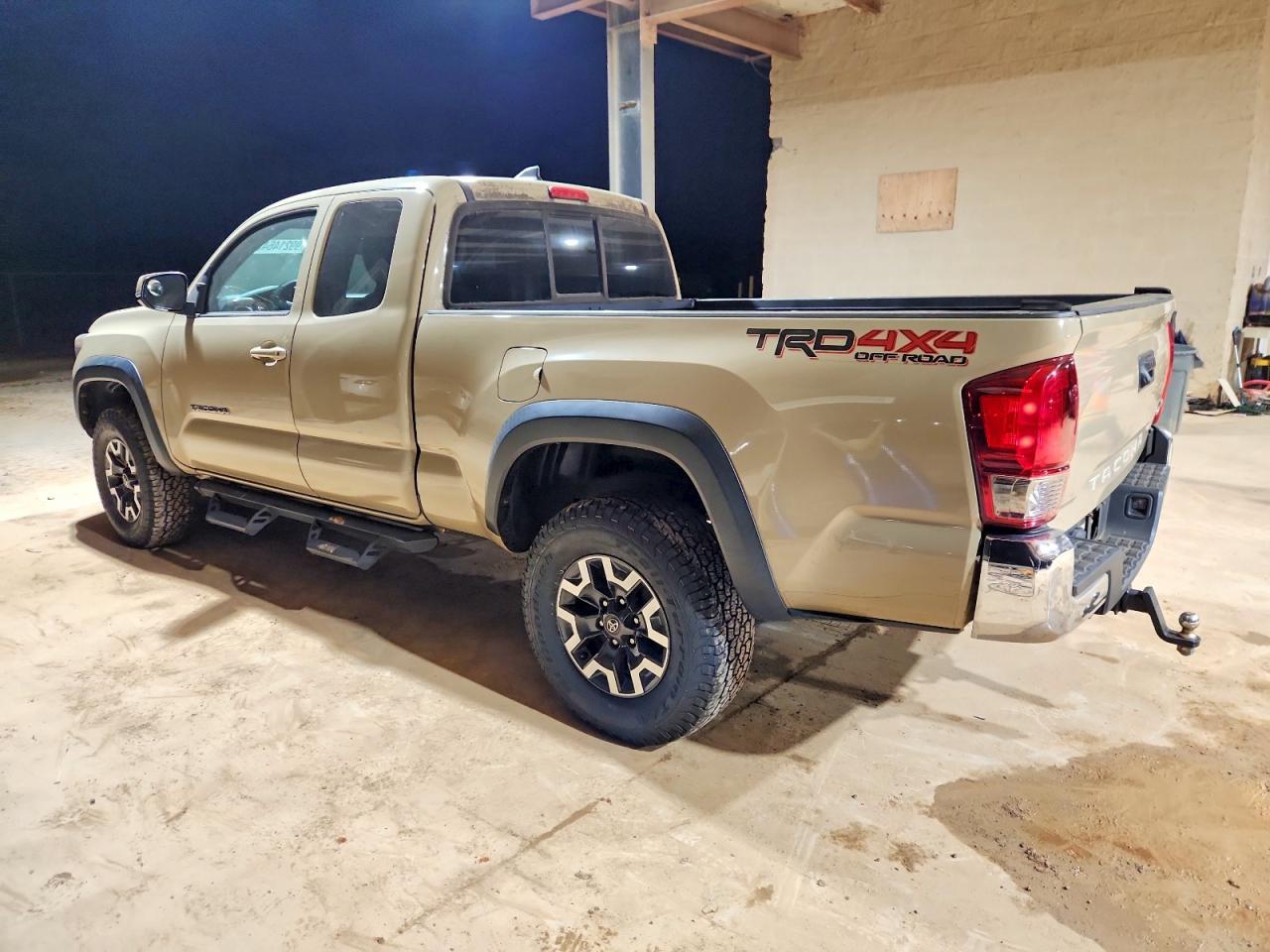 2017 Toyota Tacoma Access cab