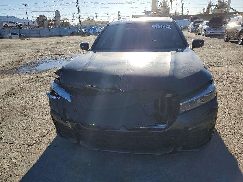 2021 BMW 740 i