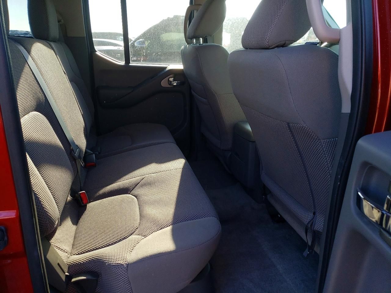 2016 Nissan Frontier S