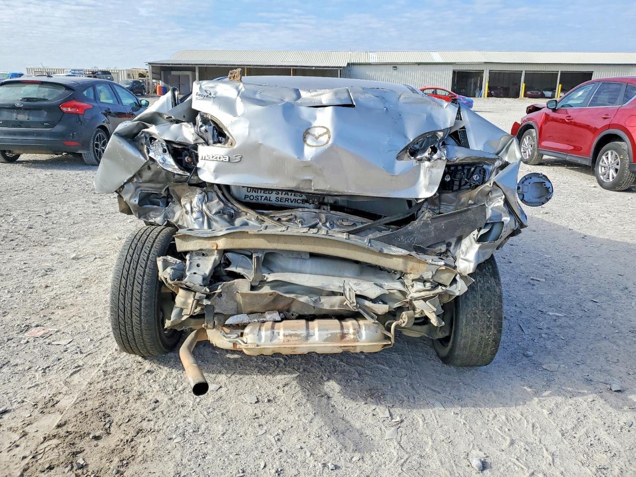 2013 Mazda 3 I