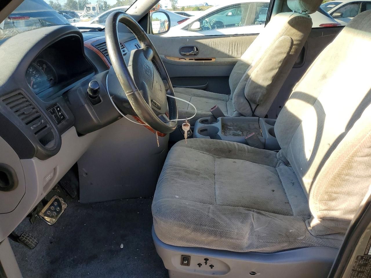 2005 KIA Sedona ex