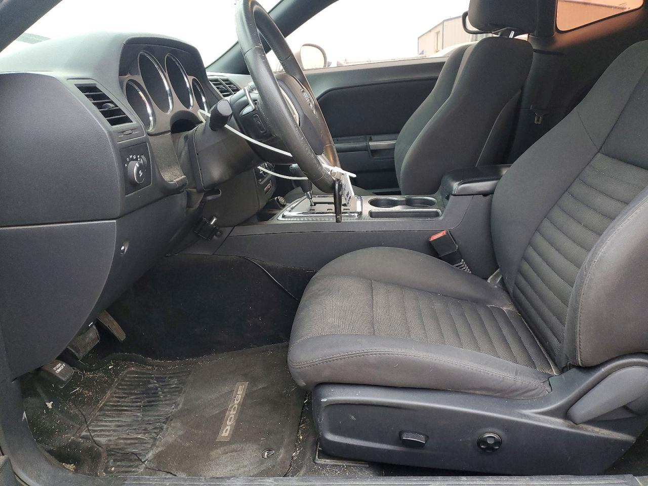 2014 Dodge Challenger r