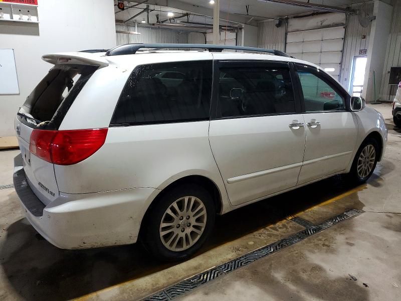 2007 Toyota Sienna xle