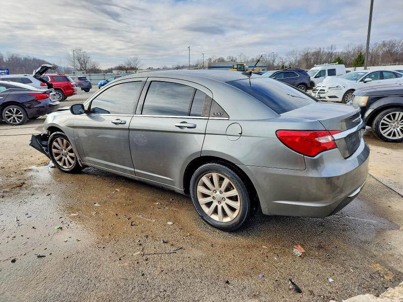 2013 Chrysler 200 Touring
