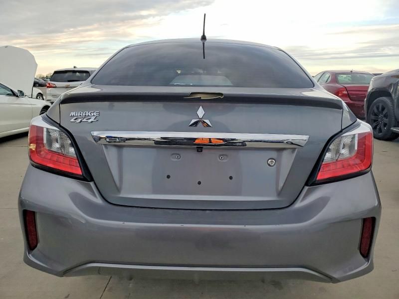 2023 Mitsubishi Mirage G4 es