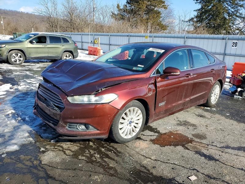 2016 Ford Fusion se Phev