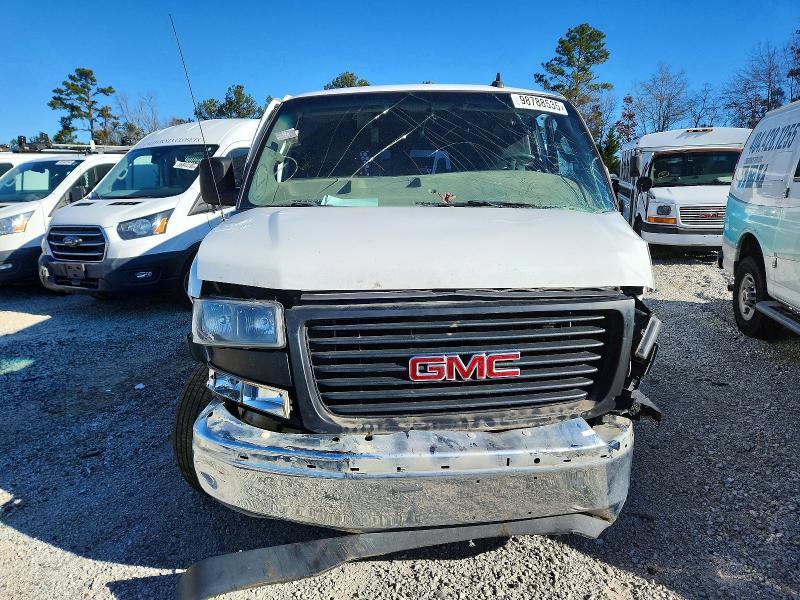 2020 GMC Savana G2500 Delivery van