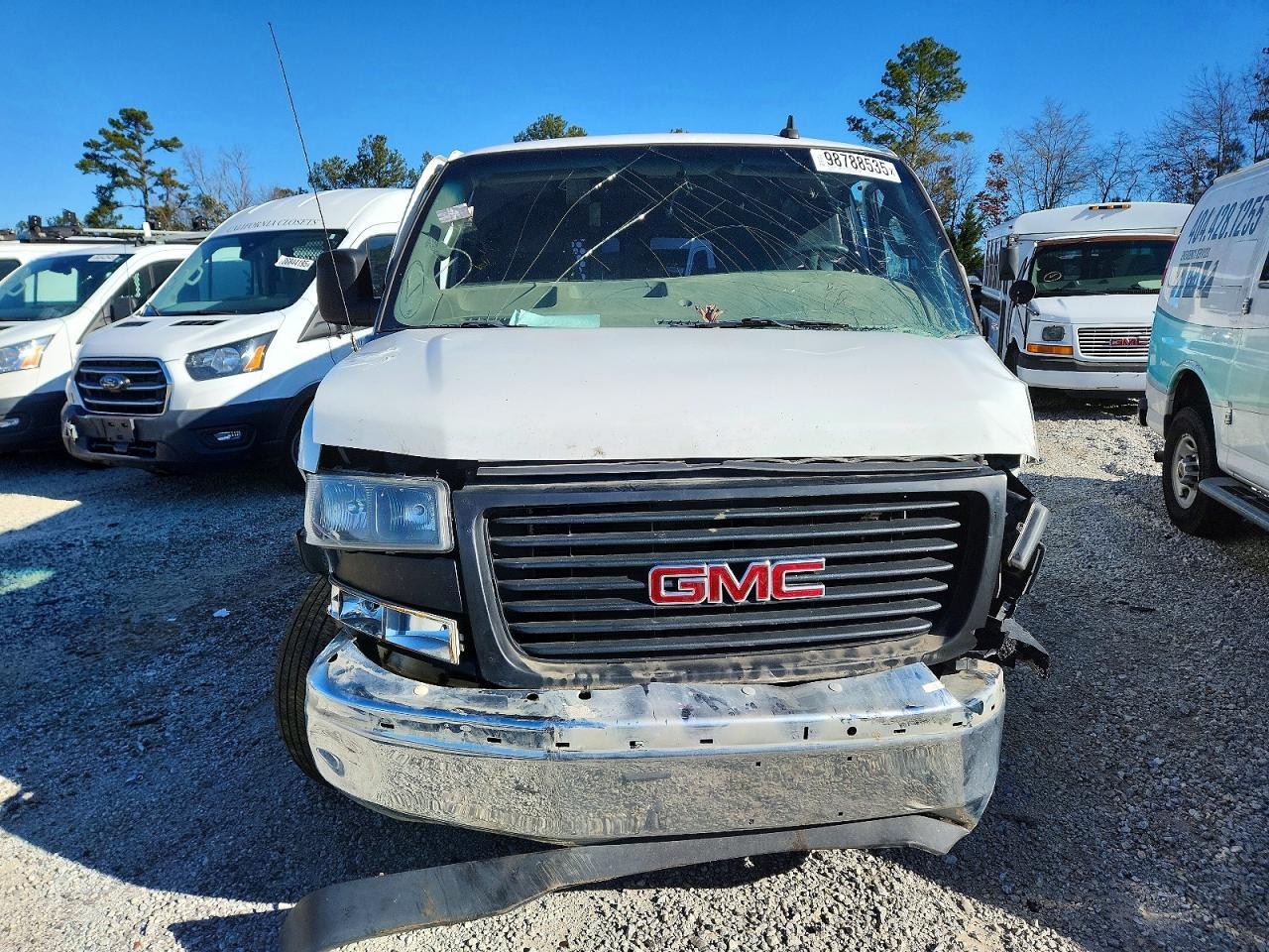 2020 GMC Savana G2500 Delivery van