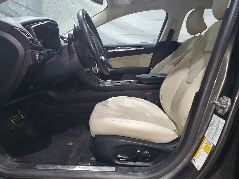 2018 Ford Fusion Titanium/platinum