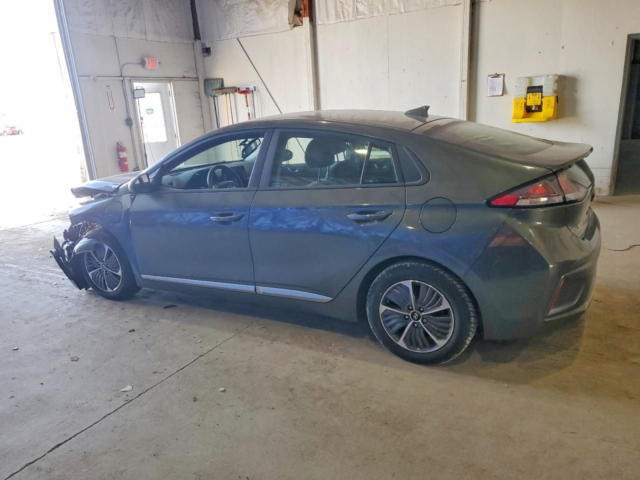 2022 Hyundai Ioniq se