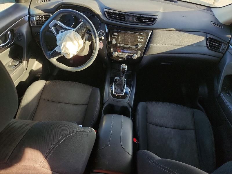 2017 Nissan Rogue sv