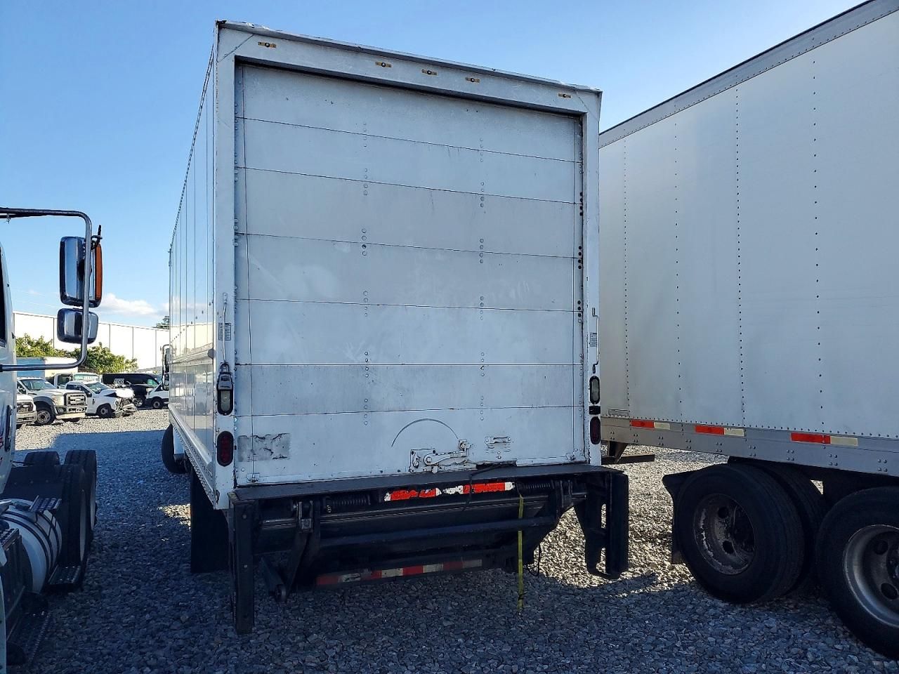 2013 Freightliner Business Class M2 box Truck